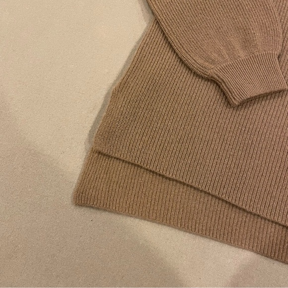 Alice + Olivia Cashmere Pullover Turtleneck Sweater Camel Size Small/Medium - Picture 2 of 9